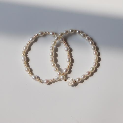 perle d'eau douce cultivée bracelet, avec coquille & laiton, Baroque, Placage, bijoux de mode, blanc Vendu par brin[