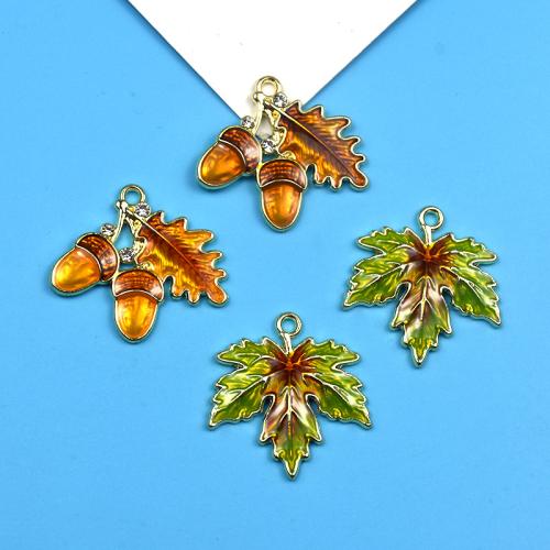 Colgantes de esmalte de la aleación del cinc, aleación de zinc, Hoja, Bricolaje & diferentes estilos para la opción, 100PCs/Bolsa, Vendido por Bolsa