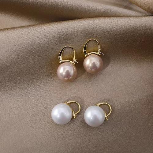 Латунные серьги падение, Латунь, с Пластиковая жемчужина, Другое покрытие, ювелирные изделия моды, Много цветов для выбора продается Пара