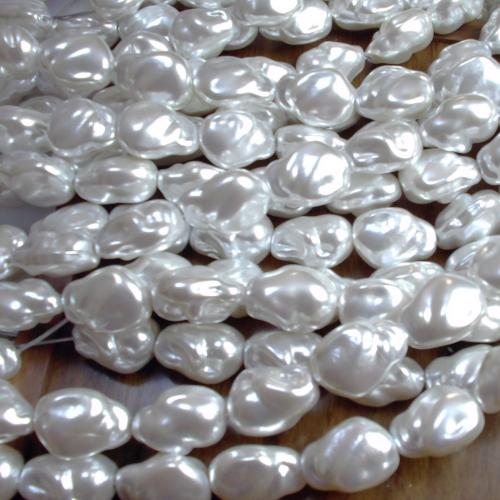 Perlmuttartige Glasperlen, Barock, DIY & halbgebohrt, weiß, 19.2x10.1mm, 6PCs/Tasche, verkauft von Tasche