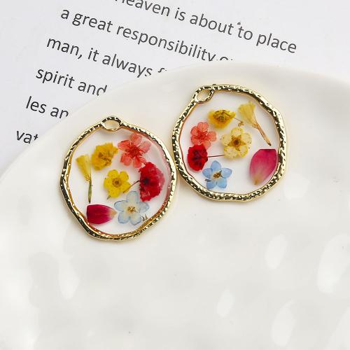 Resin Brass Pendants, with Dried Flower & Resin, plated, DIY, mixed colors 