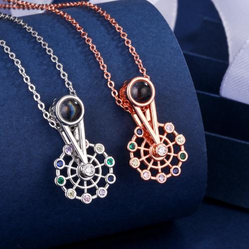 laiton Collier de projection miniature, avec verre, Grande roue, Placage, bijoux de mode & avec strass, plus de couleurs à choisir Environ 40 cm, Vendu par PC