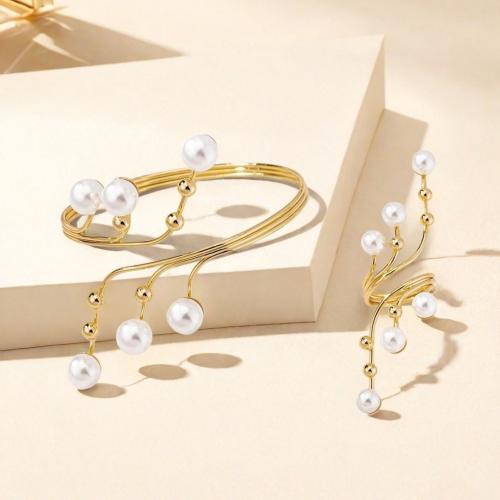 Parures de bijoux en acier inoxydable, Acier inoxydable 304, avec perle de plastique, Placage de couleur d'or, bijoux de mode, plus de couleurs à choisir, Vendu par fixé