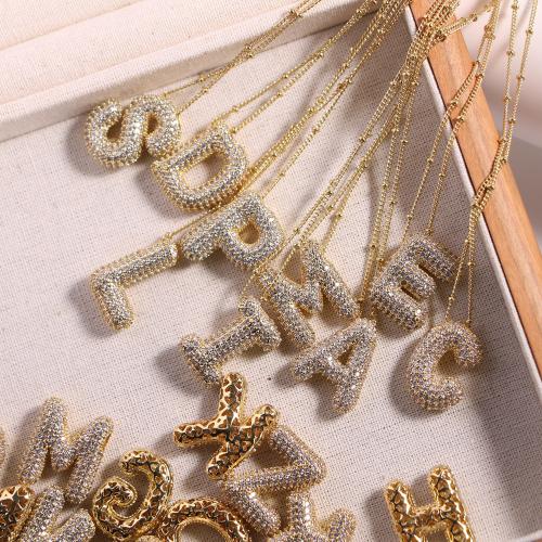 laiton collier, Lettre d’alphabet, Placage de couleur d'or, styles différents pour le choix & pavé de micro zircon & pour femme Environ 17.7 pouce, Vendu par PC