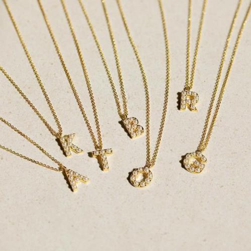 304ステンレススチール ネックレス, とともに プラスチック製パール, とともに 3.15inch エクステンダチェーン, アルファベット文字, メッキ, 異なるスタイルを選択 & 女性用, 無色, 長さ:約 16.5 インチ, 売り手 パソコン