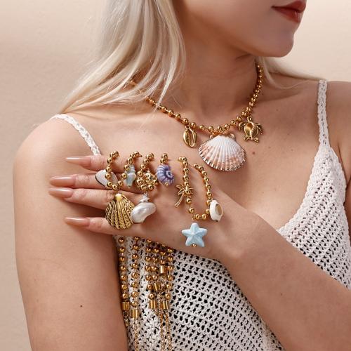 Collier de coquillages, Acier inoxydable 304, avec coquille, Placage de couleur d'or, bijoux de mode, plus de couleurs à choisir, Vendu par PC