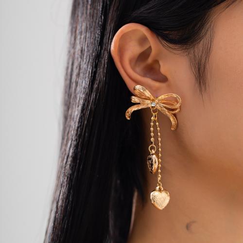 Boucle d'oreille goutte Zinc Alloy, alliage de zinc, Placage de couleur d'or, bijoux de mode, plus de couleurs à choisir, Vendu par paire