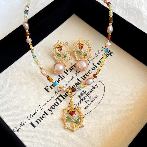 Conjunto de joya de perla de agua dulce de latón, Perlas cultivadas de agua dulce, con metal, chapado en color dorado, Joyería & micro arcilla de zirconia cúbica, más colores para la opción, 48x18x7mm, Vendido por UD