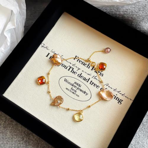 Bracelets perles de pierres semi-précieuses, laiton, avec Pierre naturelle & perle d'eau douce cultivée, Placage de couleur d'or, bijoux de mode & pavé de micro zircon, plus de couleurs à choisir cm, Vendu par PC[