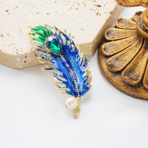 Broche perle d'eau douce, alliage de zinc, avec perle d'eau douce cultivée & strass, Placage de couleur d'or, bijoux de mode & émail, plus de couleurs à choisir Vendu par PC