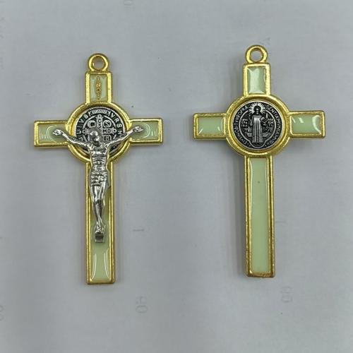 Pendentifs croix en alliage de zinc  , Placage de couleur d'or, DIY & émail, plus de couleurs à choisir Vendu par PC[
