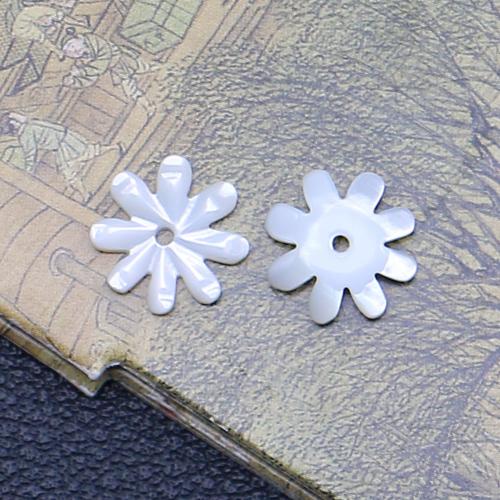 Natürlichen Muschel -Anhänger, Weiße Lippenschale, Blume, DIY, weiß, 10x10mm, verkauft von PC