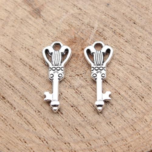 Colgantes de Aleación de Zinc en Forma Llave, chapado, Bricolaje & hueco, más colores para la opción, Vendido por UD