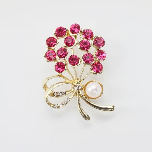 Broche perle d'eau douce, alliage de zinc, avec perle d'eau douce cultivée, Placage de couleur d'or, bijoux de mode & avec strass, plus de couleurs à choisir Vendu par PC