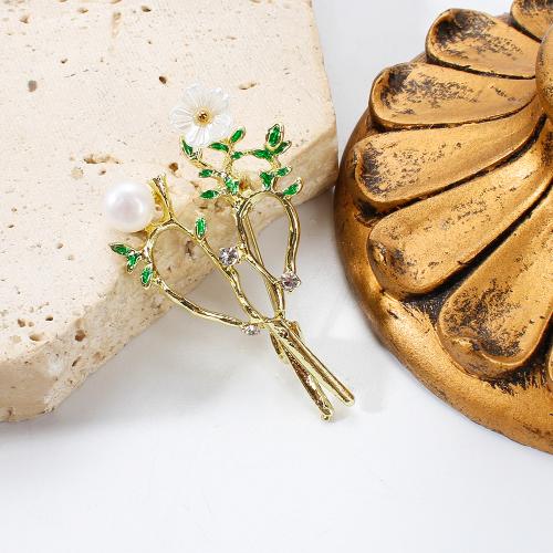 Broche perle d'eau douce, alliage de zinc, avec perle d'eau douce cultivée & Acrylique, Placage de couleur d'or, bijoux de mode & émail & avec strass, plus de couleurs à choisir Vendu par PC