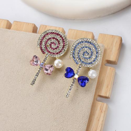 Broche perle d'eau douce, alliage de zinc, avec perle d'eau douce cultivée, Placage de couleur d'or, bijoux de mode & avec strass, plus de couleurs à choisir Vendu par PC