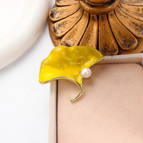 Broche perle d'eau douce, alliage de zinc, avec perle d'eau douce cultivée, Placage de couleur d'or, bijoux de mode & émail, plus de couleurs à choisir Vendu par PC