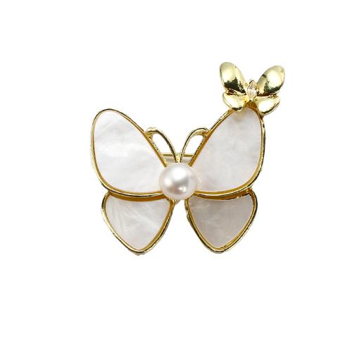 Broche perle d'eau douce, alliage de zinc, avec coquille blanche & perle d'eau douce cultivée, papillon, Placage de couleur d'or, bijoux de mode, plus de couleurs à choisir Vendu par PC