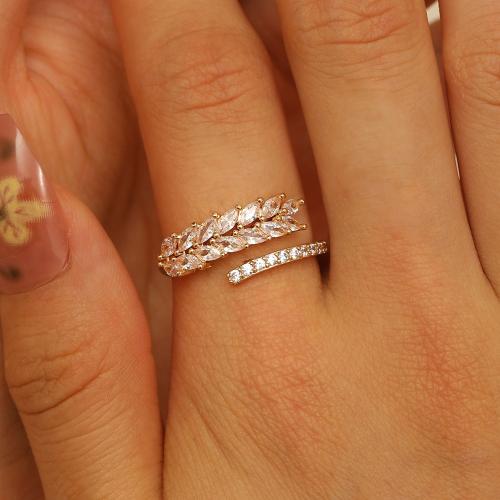 Цирконий Micro Pave Латунь палец кольцо, Другое покрытие, ювелирные изделия моды & инкрустированное микро кубического циркония, Золотой, продается PC