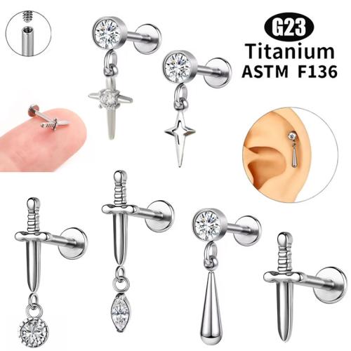 Alliage de titane piercing oreille, avec Alliage de cuivre, poli, unisexe & normes différentes pour le choix & styles différents pour le choix & pavé de micro zircon, Vendu par PC