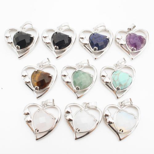 Gemstone Pendantifs en laiton, coeur, Placage de couleur platine, DIY & différents matériaux pour le choix & creux Vendu par PC