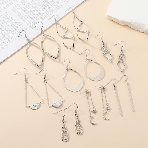 alliage de zinc Boucle d'oreille goutte, Placage de couleur platine, styles différents pour le choix & pour femme & creux, earring length 40-80mm, Vendu par paire