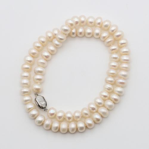 Природное пресноводное жемчужное ожерелье, Пресноводные жемчуги, с Нержавеющая сталь 304, Плоская круглая форма, ювелирные изделия моды, белый, 7-8mm, длина:42 см, продается Strand