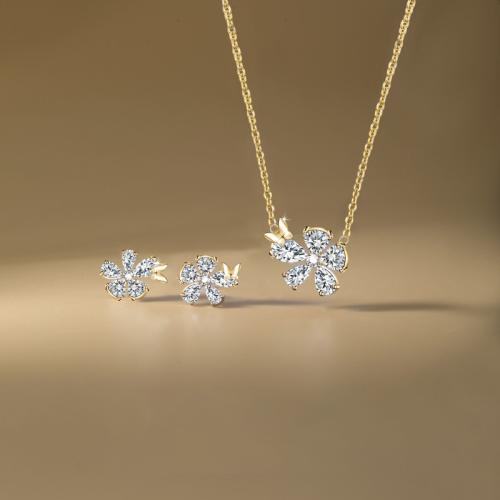 Conjunto de la joya de cobre amarillo, metal, Pendiente de stud & collar, Flor, chapado, 2 piezas & para mujer & con diamantes de imitación, más colores para la opción, Vendido por Set