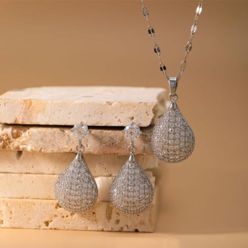 metal Conjunto de joya, pendiente & collar, Gota, chapado, 2 piezas & micro arcilla de zirconia cúbica & para mujer, plateado, Vendido por Set
