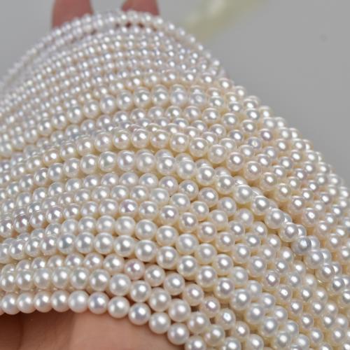 Perles de nacre rondes de culture d'eau douce, perle d'eau douce cultivée, Légèrement rond, DIY, blanc, 3.5-5mm cm, Vendu par brin