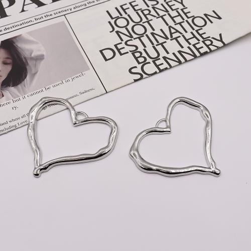 Colgantes de Aleación de Zinc en Forma de Corazón, chapado en color dorado, Bricolaje & hueco, plateado, Vendido por UD