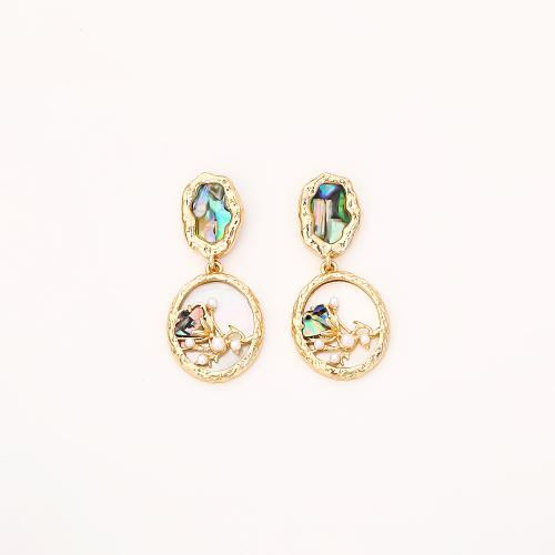 Латунные серьги падение, Латунь, с жемчужный устрица & Пластиковая жемчужина, плакированный настоящим золотом, ювелирные изделия моды & Женский, продается Пара