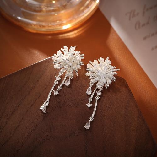 Befestiger Zirkonia Messing Ohrring, mit kubischer Zirkonia & Kunststoff Perlen, plattiert, Modeschmuck & für Frau, Silberfarbe, verkauft von Paar