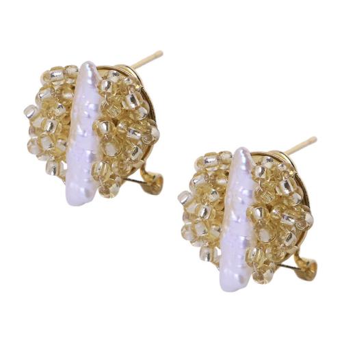 Boucles d'oreilles d'eau douce de Perle , chalumeau, avec perle d'eau douce cultivée & laiton, Placage de couleur d'or, bijoux de mode, couleurs mélangées Vendu par paire
