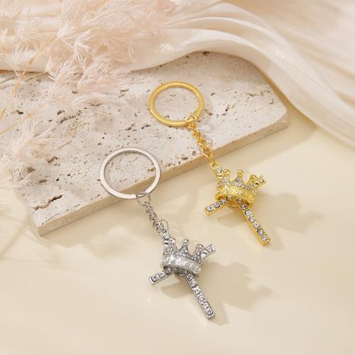 porte-clés en alliage zinc à stras, alliage de zinc, croix, Placage de couleur d'or, bijoux de mode & avec strass, plus de couleurs à choisir, Vendu par PC