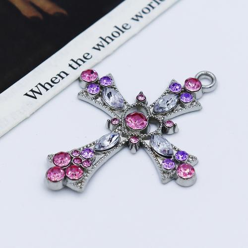 Colgantes de Aleación de Zinc en Forma Cruces, chapado en color dorado, Bricolaje & con diamantes de imitación, más colores para la opción, Vendido por UD