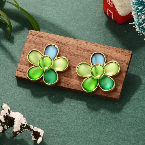 Латуни Стад Серьги, Латунь, Другое покрытие, разные стили для выбора & инкрустированное микро кубического циркония & Женский & эмаль, Золотой, продается Пара