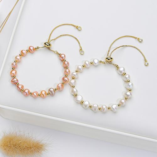 bracelet en laiton de perle d'eau douce cultivée, avec laiton, Baroque, Placage, bijoux de mode, plus de couleurs à choisir, 6-7mm, Vendu par PC