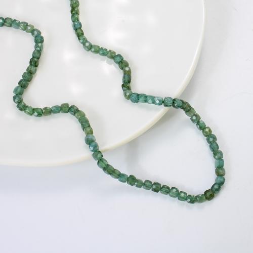 Apatite perles nature, Apatites, cube, DIY & normes différentes pour le choix & facettes, vert Environ 38 cm, Vendu par brin