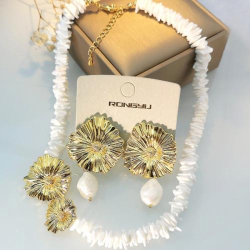 Shell Jewelry Sets, Zinc Alloy, Stud Earring & necklace, with Shell, plated, fashion jewelry, mixed colors 
