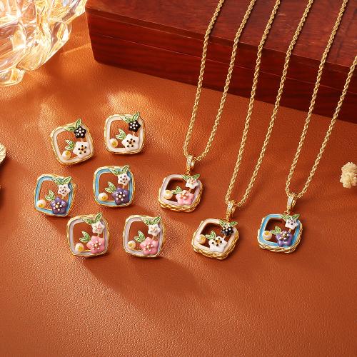 Ensembles de bijoux de perle d'eau douce en laiton, avec perle d'eau douce cultivée, Placage de couleur d'or, styles différents pour le choix & pour femme & creux, plus de couleurs à choisir, Vendu par PC[