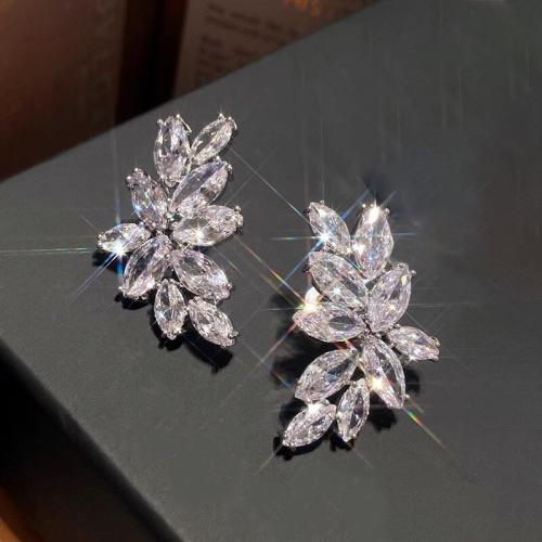 Boucles d'oreilles en laiton zircon cubique pavent, Placage, bijoux de mode & pavé de micro zircon & pour femme, Vendu par paire