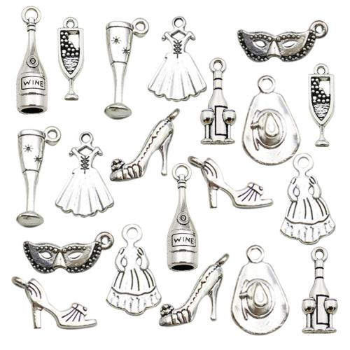 Bijoux pendentifs en Zinc alliage , alliage de zinc, Plaqué de couleur d'argent, DIY & styles différents pour le choix, Vendu par PC