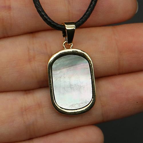 coquille collier, avec cuir PU & laiton, Motif géométrique, Placage de couleur d'or, bijoux de mode & unisexe, plus de couleurs à choisir Environ 19 pouce, Vendu par PC