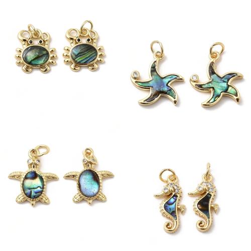 Colgante de concha de abulón, metal, con Nácar de Abulón, chapado en color dorado, Bricolaje & con diamantes de imitación, más colores para la opción, 20PCs/Bolsa, Vendido por Bolsa