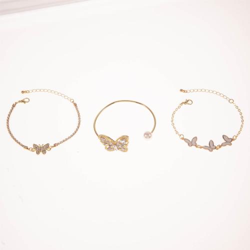 alliage de zinc Set de bracelet, avec résine & perle de plastique, papillon, Placage de couleur d'or, trois pièces & pour femme & avec strass, Vendu par fixé