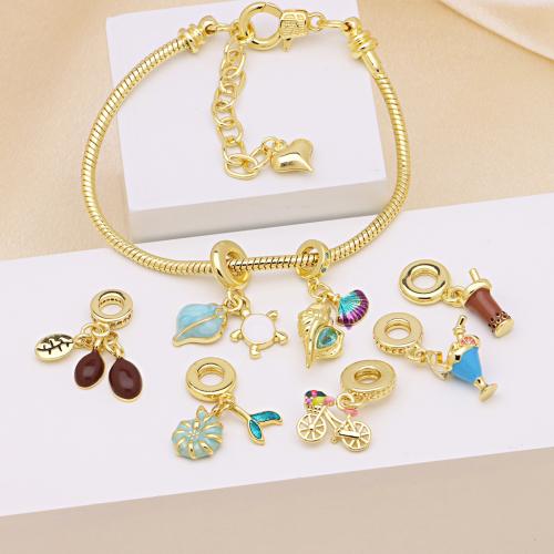 Colgantes de Europeo de latón, metal, chapado en color dorado, Bricolaje & diferentes estilos para la opción & esmalte, más colores para la opción, Vendido por UD[