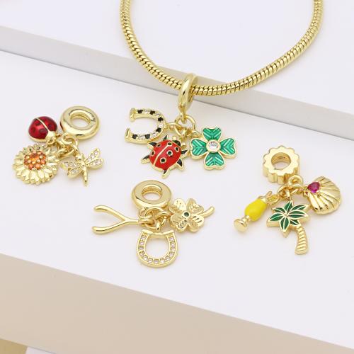 Colgantes de Europeo de latón, metal, 18K chapado en oro, Bricolaje & diferentes estilos para la opción & micro arcilla de zirconia cúbica & esmalte, más colores para la opción, Vendido por UD[