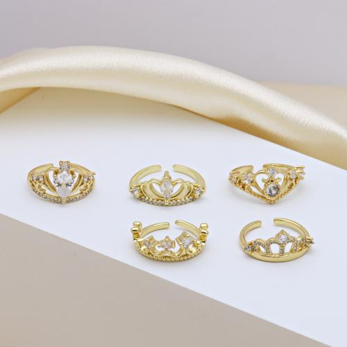 Zircon pavent l'anneau en laiton de doigt, couronne, Placage de couleur d'or, réglable & styles différents pour le choix & pavé de micro zircon & pour femme, plus de couleurs à choisir, Vendu par PC