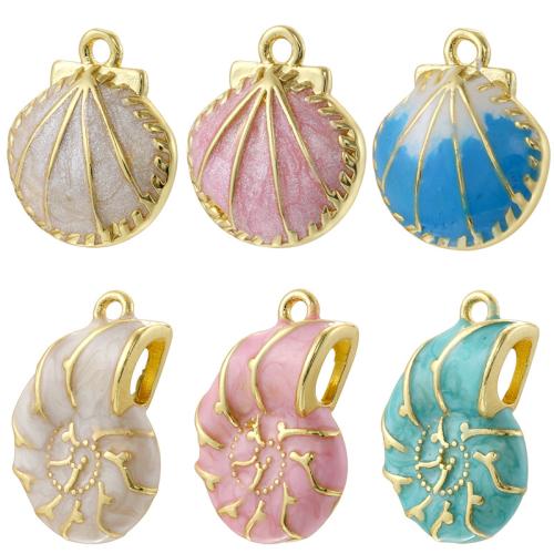Pendentifs de Émail laiton , Placage de couleur d'or, DIY & styles différents pour le choix & émail, Vendu par PC